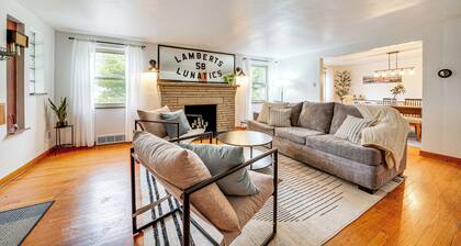 Spacious Pittsburgh Getaway ~ 2 Mi to Downtown!