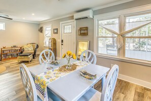 Casa (2 Bedrooms) | Interior