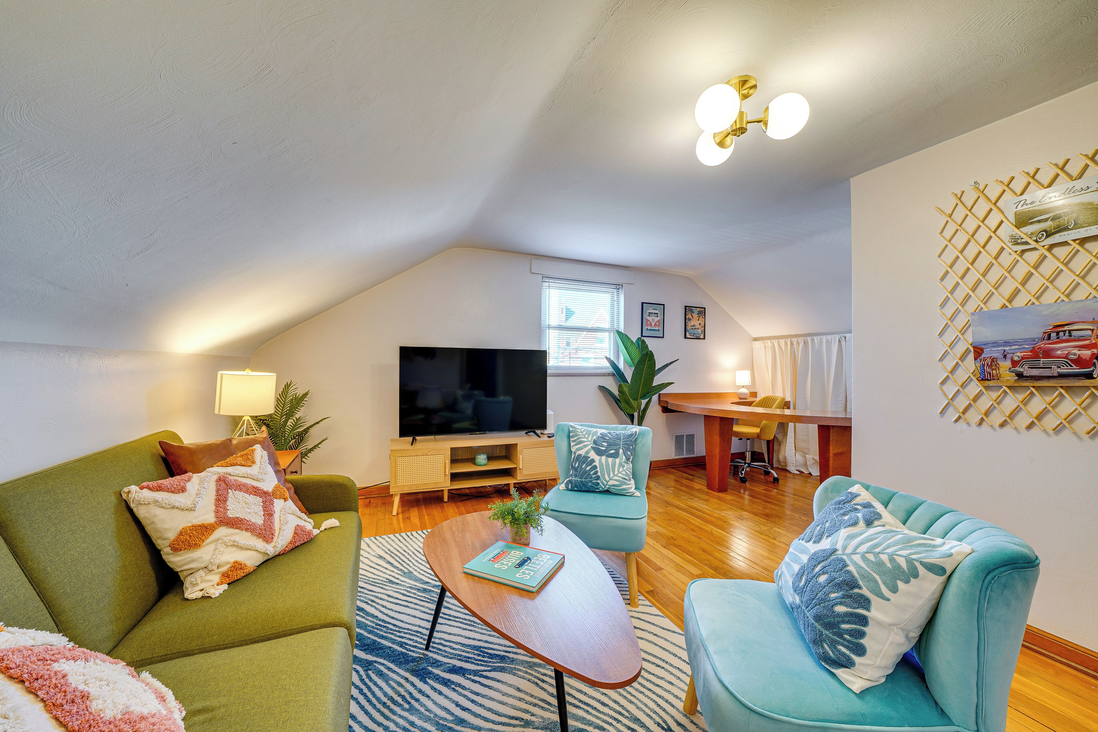 Apartment (2 Bedrooms) | Front of property