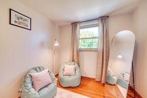 Apartment (2 Bedrooms) | Interior - Cozy Pittsburgh Vacation Rental ~ 2 Mi to Downtown (Pittsburgh)