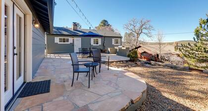 Williams Cottage w/ Patios & Grill Near Route 66