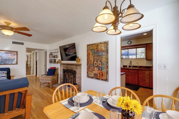 Cottage (4 Bedrooms) | Interior