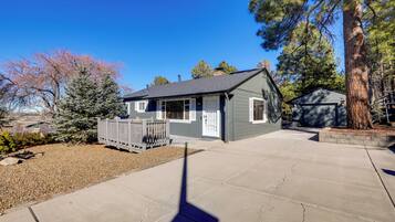 Cottage (4 Bedrooms) | Interior