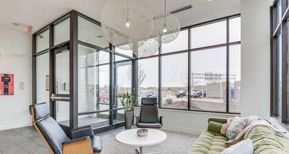 Modern Springfield Apartment ~ 7 Mi to Downtown!