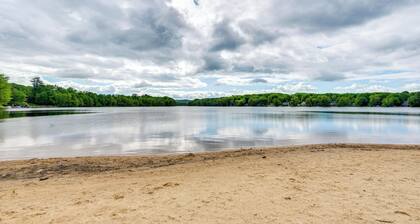 Quiet New Hampshire Getaway w/ Game Room!
