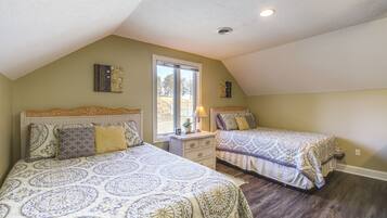 House (Multiple Bedrooms) | Interior