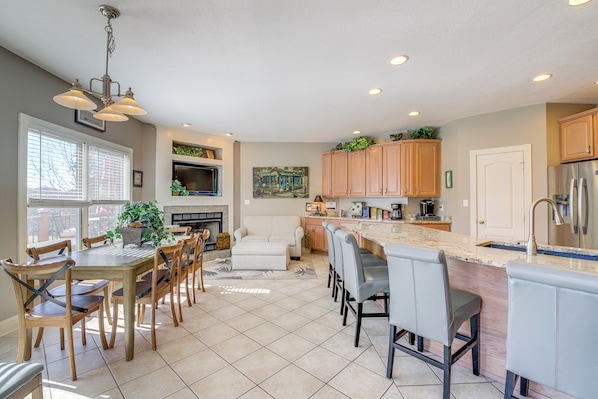 Interior - Large Tazewell Home < 1 Mi to Norris Lake Access! (Tazewell)