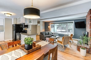 House (3 Bedrooms) | Front of property