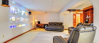 Sauna, Pickleball Court & Game Room: Sultan Villa!