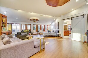 Villa (3 Bedrooms) | Interior - Sauna, Pickleball Court & Game Room: Sultan Villa! (Sultan)