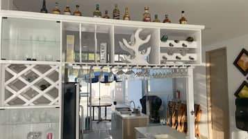 Bar (en la propiedad)