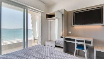 Superior Room, Sea Facing | In-room safe, free WiFi