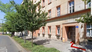 Uklassifisert bilde, 3 av 20, knapp