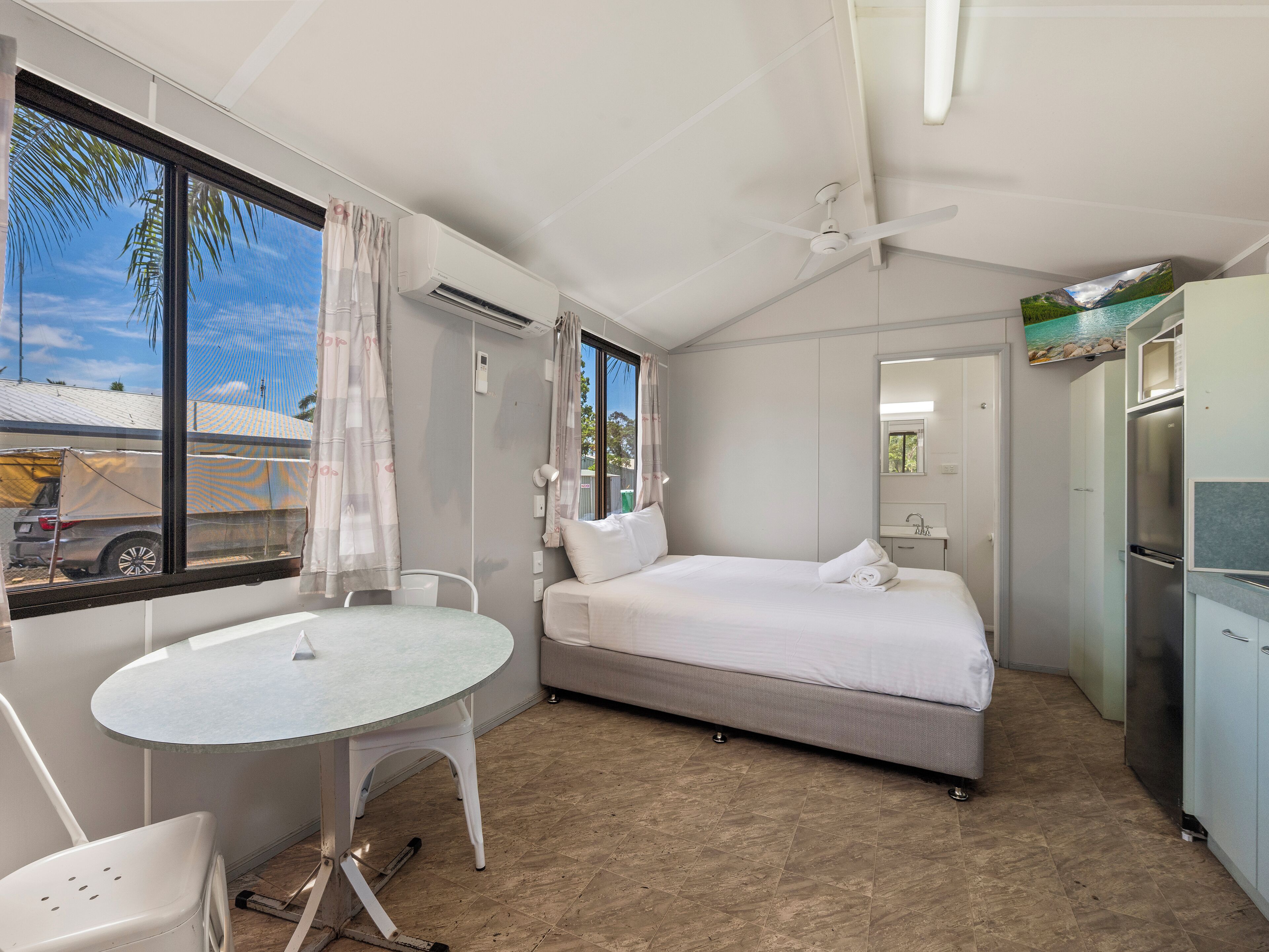 Wi-Fi gratuit, draps fournis