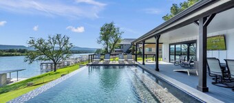 River Oaks Luxury Lakeshore | Concierge Services Available