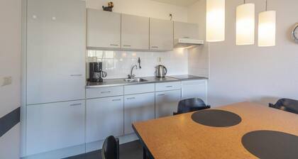 Geräumige Ferienwohnung für 4 Personen am Fuße der Dünen.