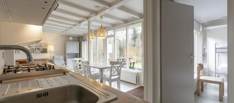 Mooie Vakantiebungalow Voor 6 Personen op Park Duinland in Sint Maartenszee