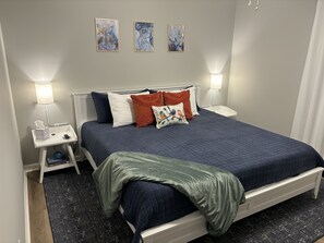 2 makuuhuonetta, työpöytä, silitysrauta/-lauta, Wi-Fi