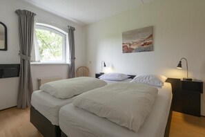 2 bedrooms, WiFi - Modern en Prachtig Appartement aan zee in Julianadorp Voor 4 Personen (Julianadorp aan Zee)