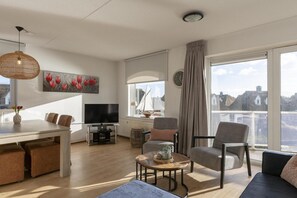 Smart TV - Een Fantastisch Appartement dat Zich Vlak aan zee Bevindt (Julianadorp aan Zee)