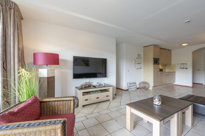 Prachtig Vakantieappartement Met Ruim Balkon, Direct Tegenover De Strandopgang Van Callantsoog Gelegen - Callantsoog