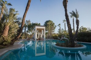 Outdoor pool - *Luxury fully staffed villa in Marrakesh* (Marrakesh)