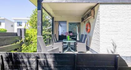 Vrijstaand 8 Pers. Vakantiehuis op Loopafstand van het Strand van Badplaats De Koog!