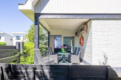 Vrijstaand 8 Pers. Vakantiehuis op Loopafstand van het Strand van Badplaats De Koog!