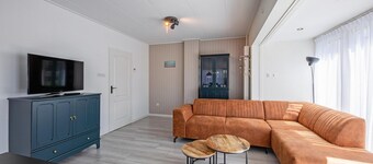 Leuk 5 Pers. Vakantiehuis op Loopafstand van het Strand van Badplaats De Koog!