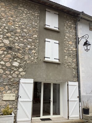 Exterior detail - Maison de Montagne Proche dAx les Thermes (Caussou)