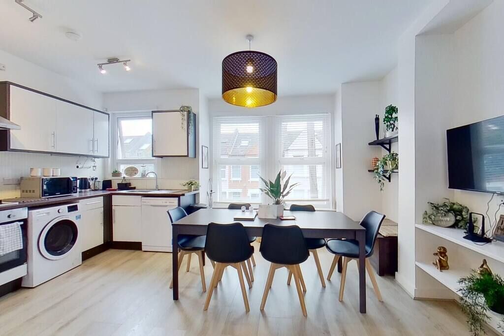 Micro-ondas, fogão, cooktop, lava-louças