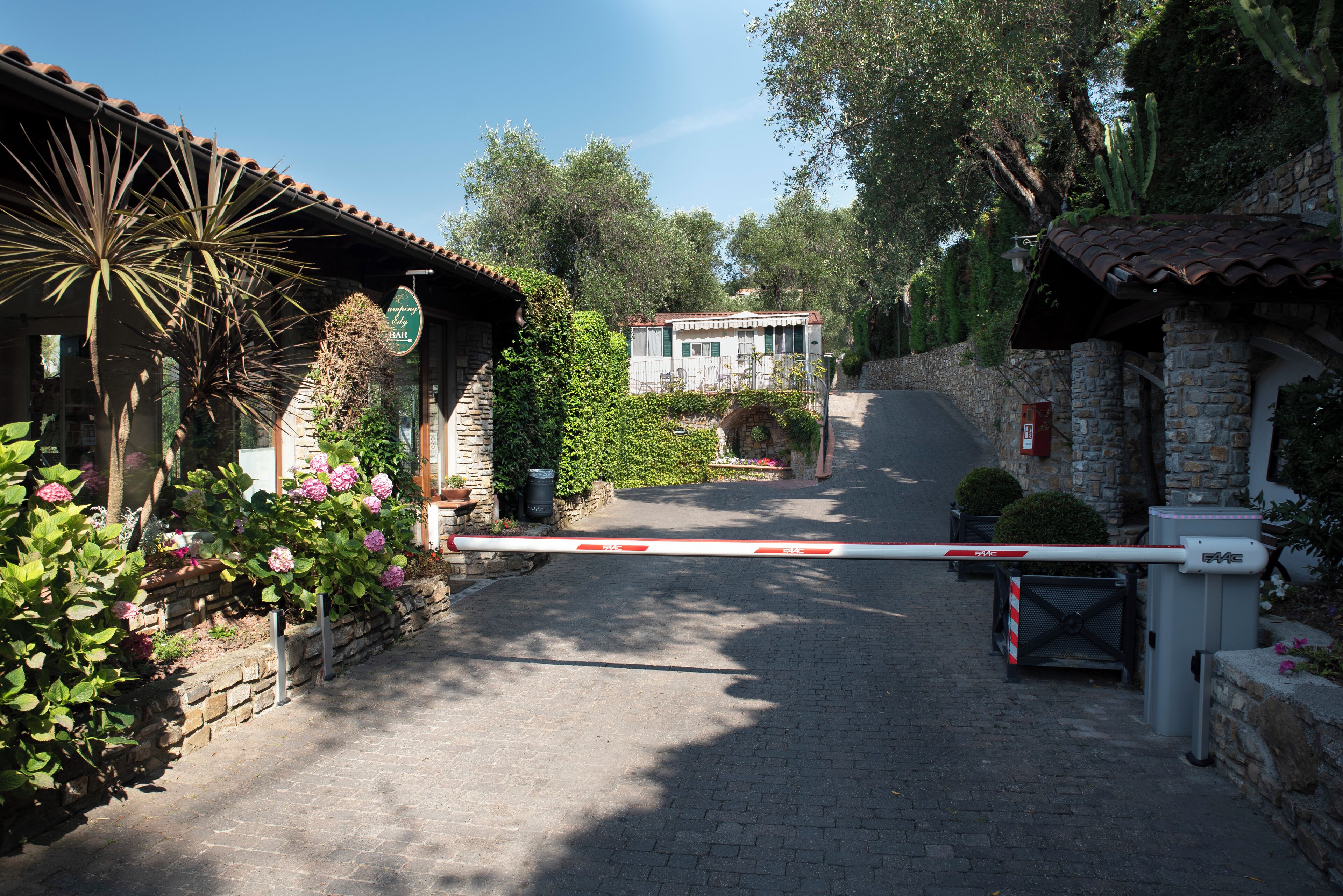 Ingresso della struttura