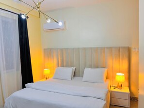 1 habitación, escritorio, wifi gratis y ropa de cama 