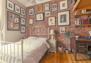 2 habitaciones, tabla de planchar con plancha y wifi gratis 