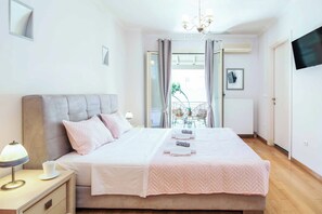 3 bedrooms, WiFi, bed sheets - Villa Loukiana - Three Bedroom Villa, Sleeps 7 (Kavos)