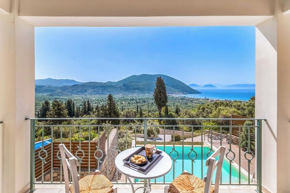 Outdoor dining - Villa Ira Lefkas - One Bedroom Villa, Sleeps 2 (Lefkada)
