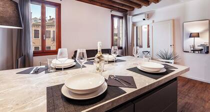 SAN LORENZO APARTMENTS 5054