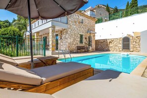 Pool - Villa Maria Vasilikos (Xirokastello)