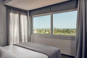 3 bedrooms, WiFi, bed sheets - Sun Villa View - Three Bedroom Villa, Sleeps 7 (Lithakia)