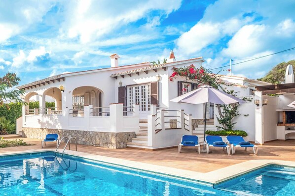 Pool - Villa Sa Passada - Four Bedroom Villa, Sleeps 8 (Binibeca)