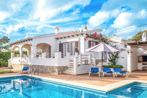 Villa Sa Passada - Four Bedroom Villa, Sleeps 8