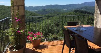 Authentic stay in the Ardeche with breathtaking views