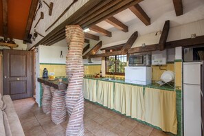 Fridge, microwave, dishwasher, coffee/tea maker - Arenosa - Two Bedroom Villa, Sleeps 4 (El Gastor)