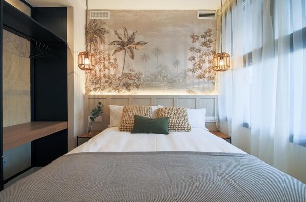 Couette en duvet d'oie, bureau, Wi-Fi gratuit, draps fournis