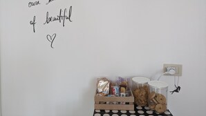 Luokittelematon kuva, 4 kautta 24, painike