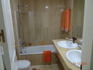 Hair dryer, bidet, towels, soap - SANTA MARIA GREEN HILLS, MARBELLA, 2BR 2 BATH. PEACEFUL LUXURY APT. (Elviria)