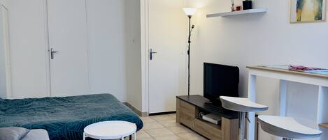 1 habitación, wifi gratis y ropa de cama