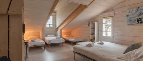 2 chambres, fer et planche Ă repasser, Wi-Fi, draps fournis