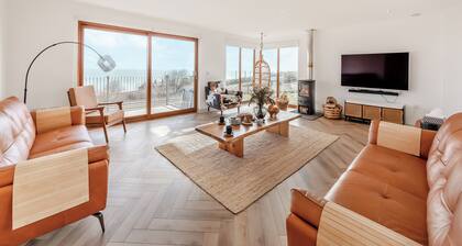 5 bedroom accommodation in Berwick-Upon-Tweed