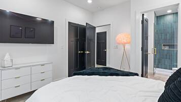 4 bedrooms, iron/ironing board, WiFi, bed sheets